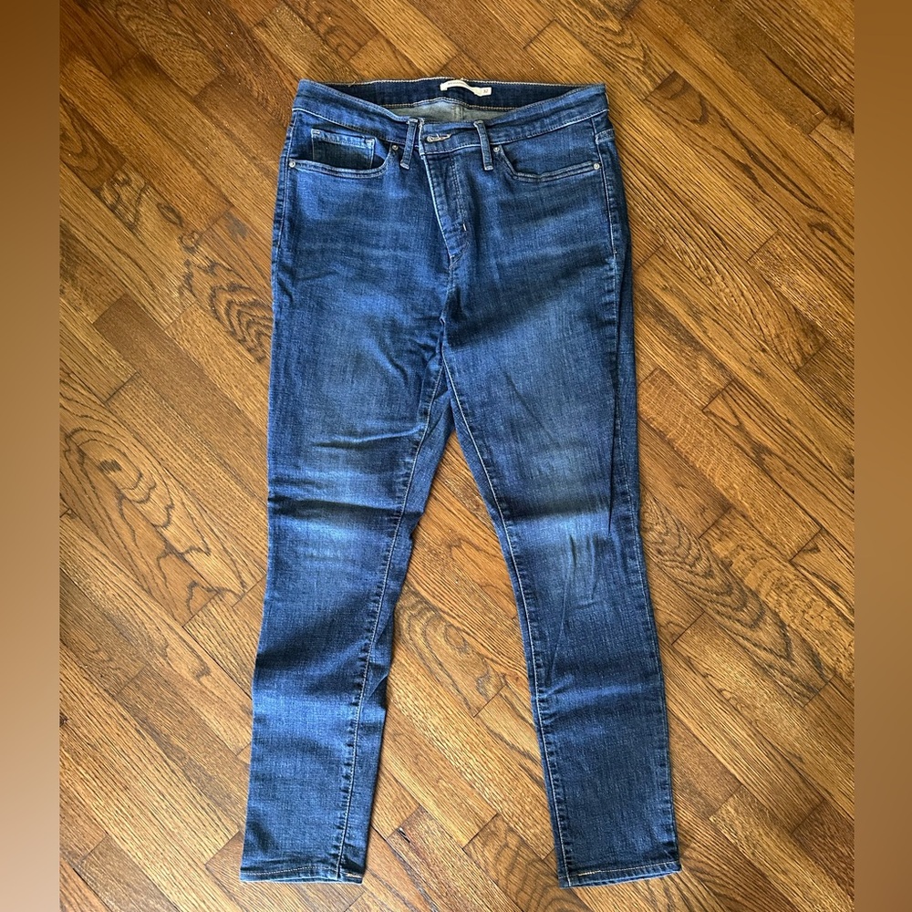 Women’s Levi Blue Jeans